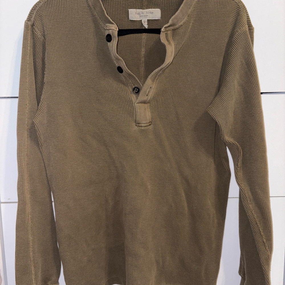 Men’s Rag & Bone Waffled Henley size small